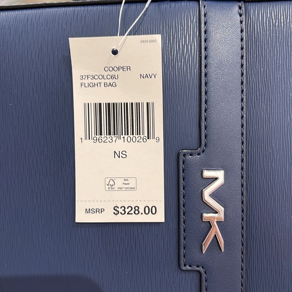 Michael Kors Cooper Flight Crossbody Bag
Navy 
NWT - Picture 9 of 16